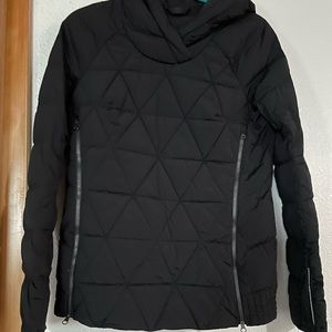 Lululemon puffy jacket
